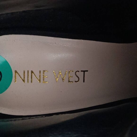 Nine West Women Leather Suede V Cut Ankle Booties Black Size 8M - Picture 5 of 8